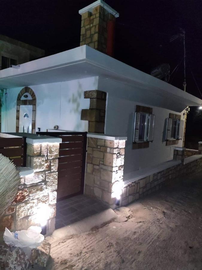 Jimmy, Pilona Village Holiday home