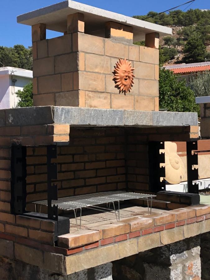 Jimmy, Pilona Village Holiday home